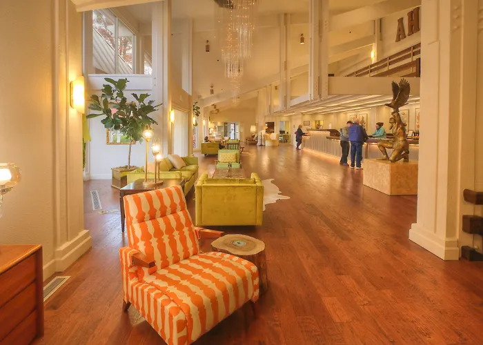 Ashland Hills Hotel & Suites