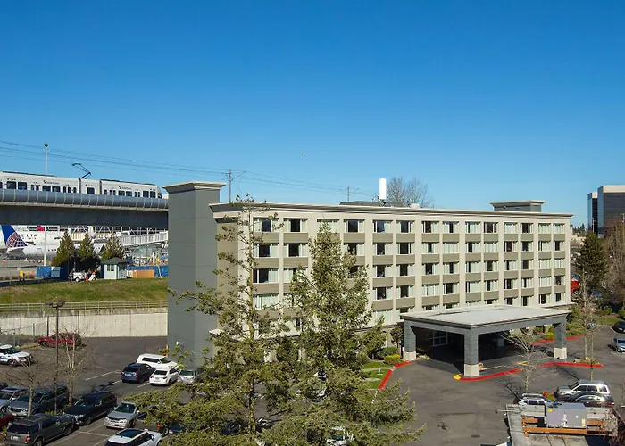 Coast Gateway Hotel
