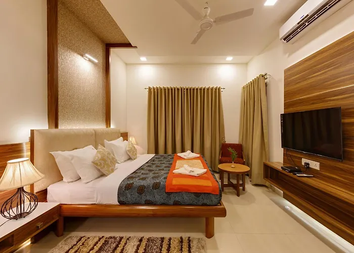Hotel Woodland Kolhapur