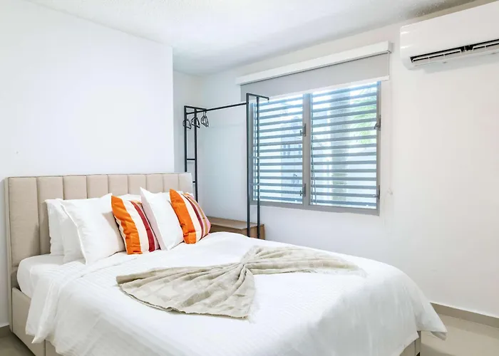 Aqua Ville Moderna 1 - Spacious 4Br Villa-Suite With King Beds