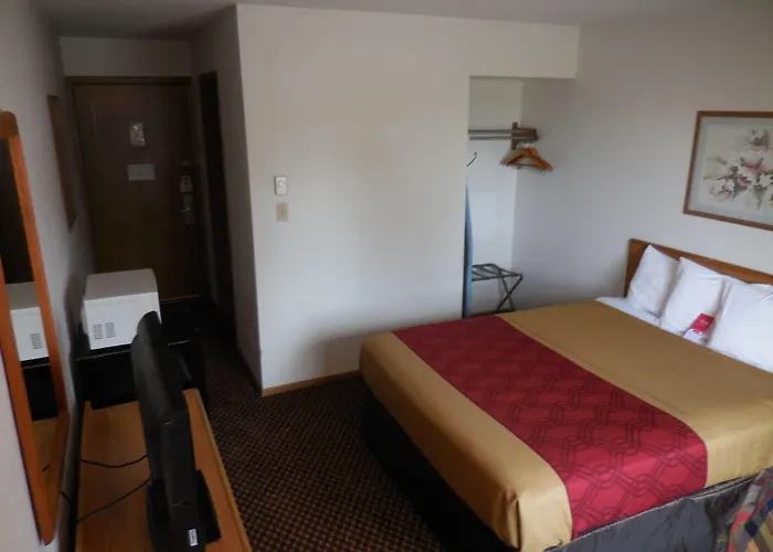 Travelodge By Wyndham Escanaba
