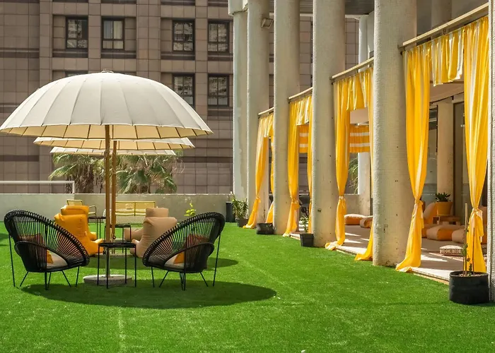 Wom Beach Pod Hotel -By Wom Pod Chain