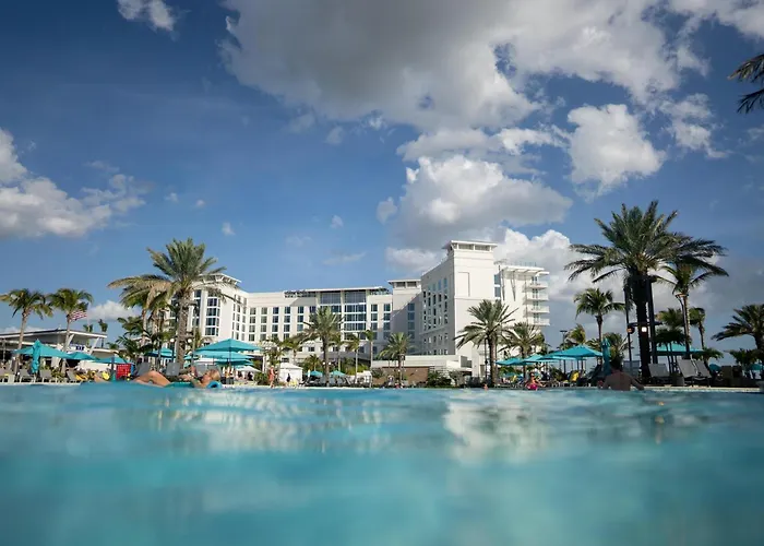 Sunseeker Resort Florida Gulf Coast, Curio Collection Hilton