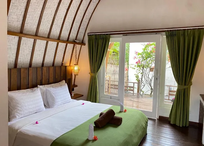 Coral Drift Beach Bungalow