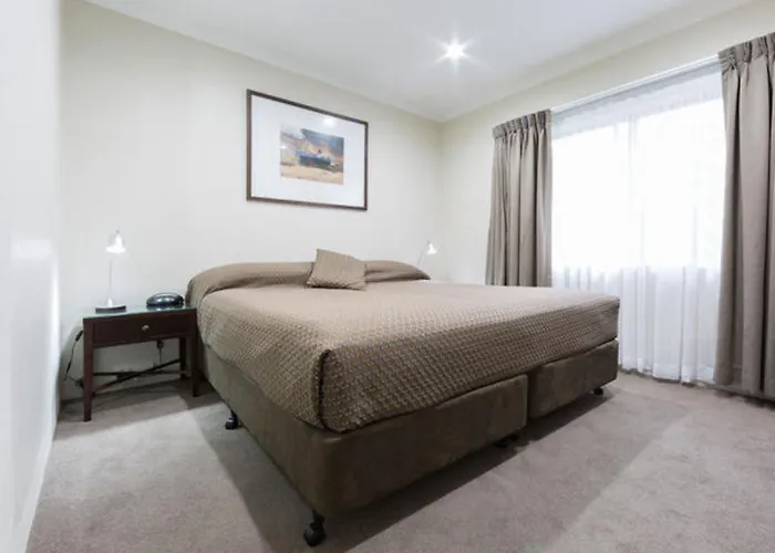 Forrest Hotel & Apartments