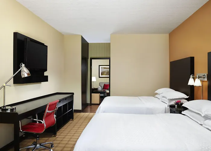 Four Points By Sheraton Hotel & Suites Calgary West