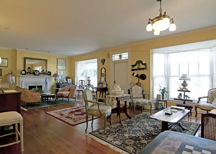 Sabal Palm House Bed And Breakfast