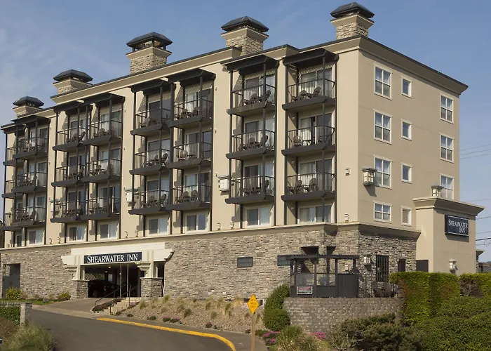 Shearwater Inn