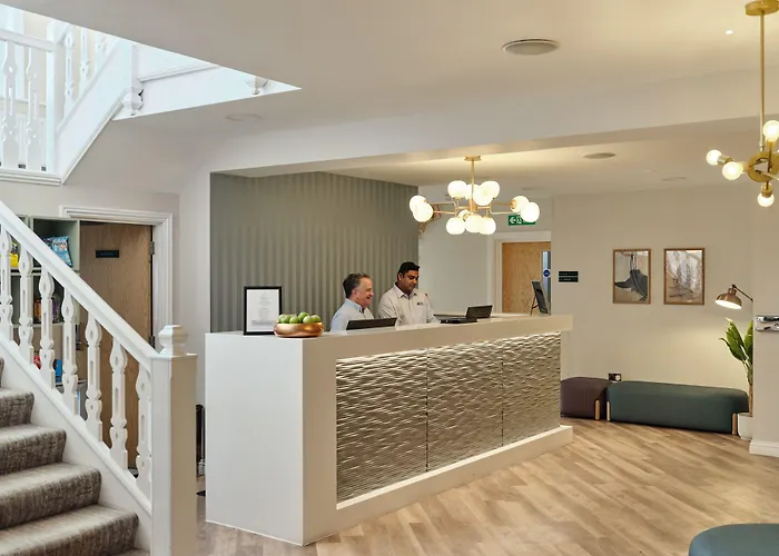 Linton Lodge A BW Signature Collection Hotel