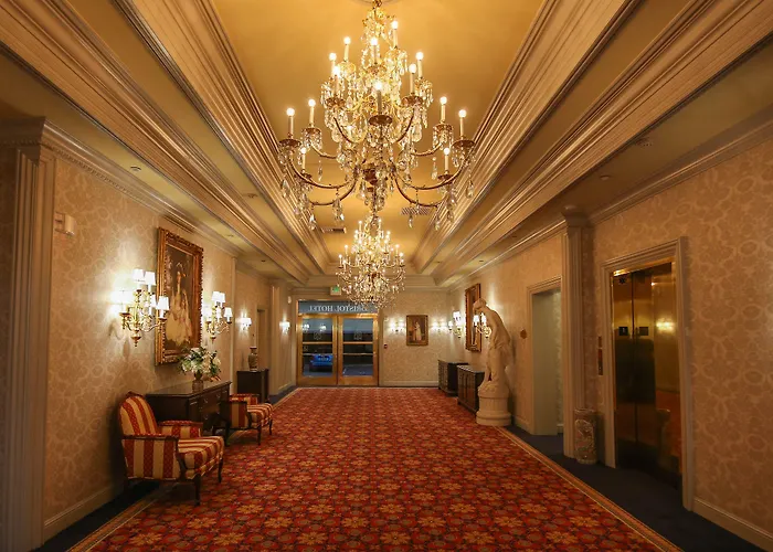 The Bristol Hotel Campbell San Jose