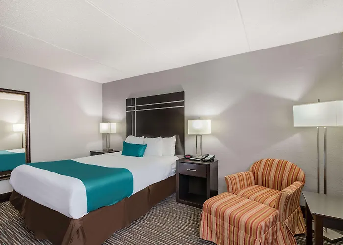 Best Western Waukesha Grand