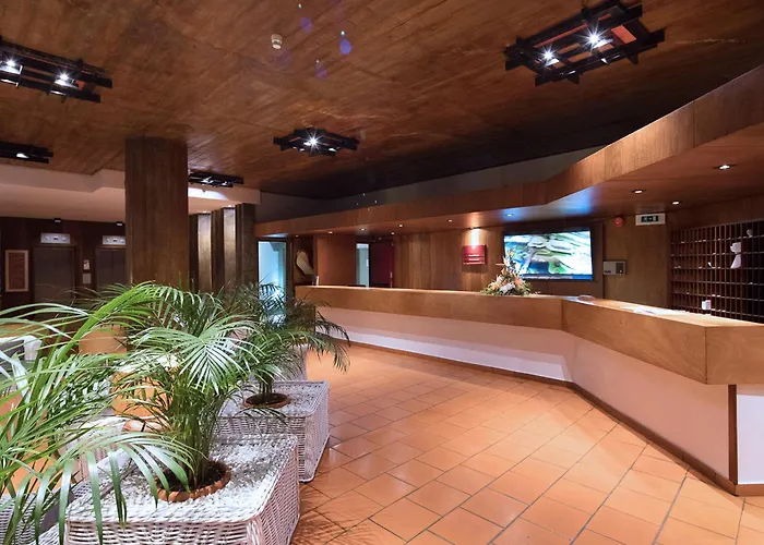 Baia Madeira Hotel