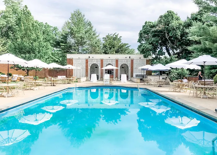 Glen Cove Mansion