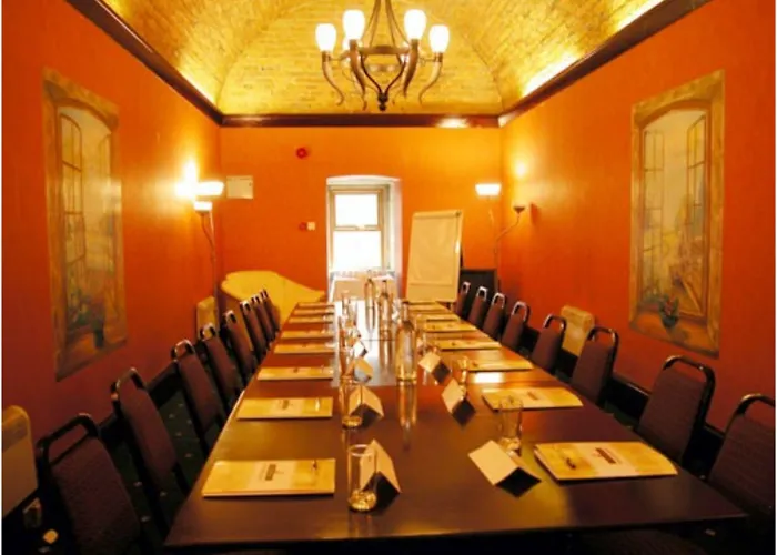 Garrison Hotel