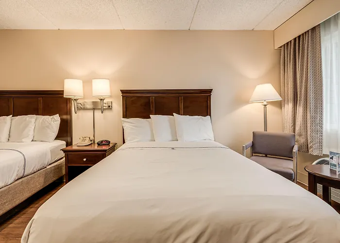 Bonnie Castle Resort & Marina