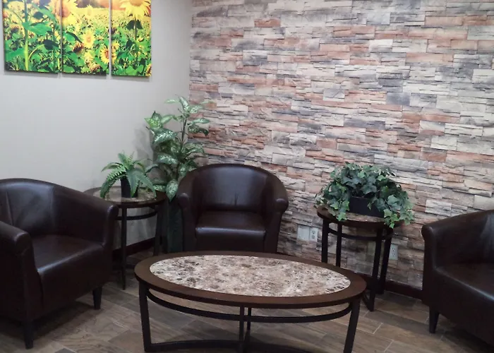Days Inn By Wyndham Maumee/Toledo