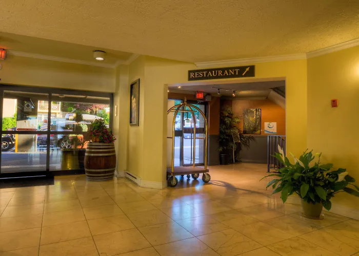 Oceanfront Suites At Cowichan Bay