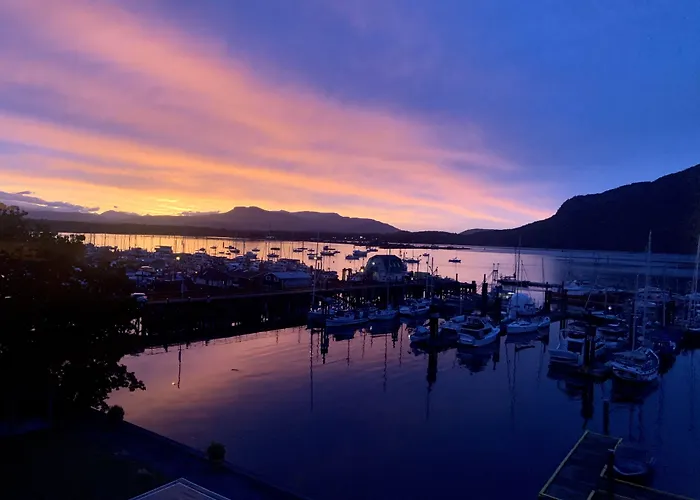 Oceanfront Suites At Cowichan Bay