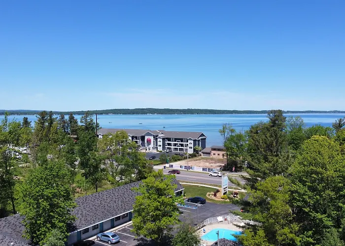 Traverse Bay Inn