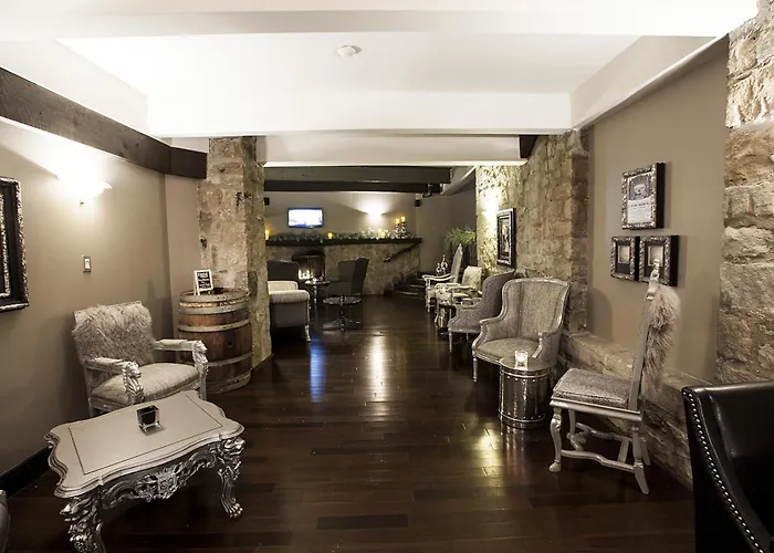 Old Stone Inn Boutique Hotel