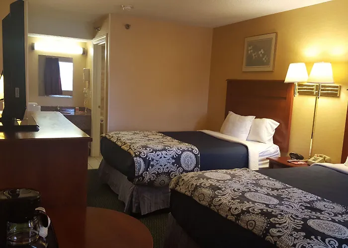 Casco Bay Hotel Portland Airport - Maine Mall, An Ascend Collection Hotel