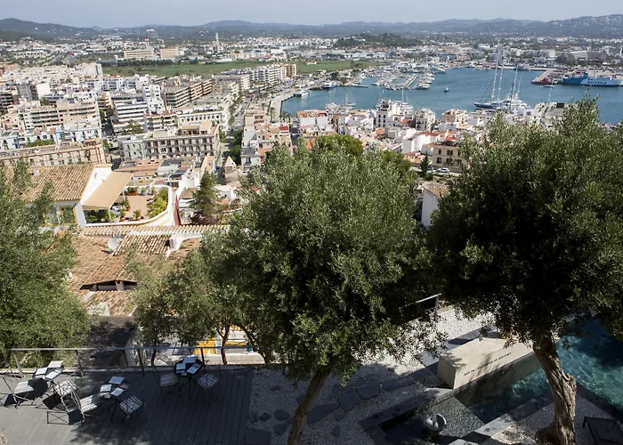 Hotel La Torre Del Canonigo - Small Luxury Hotels