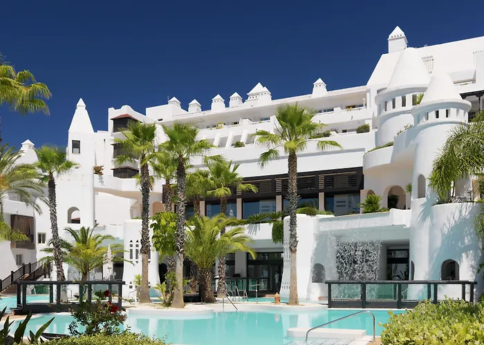 H10 Estepona Palace
