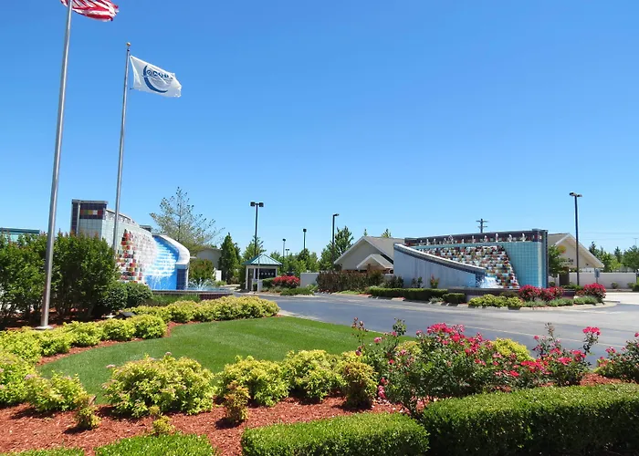 Oasis Hotel And Conv Center, An Ascend Collection Hotel