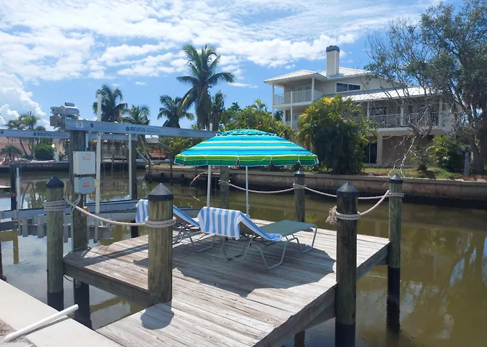 Island Villa With 33 Foot Infinity Pool, Dolphin Visits