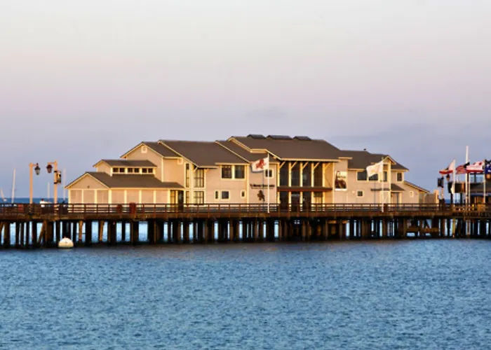 Casa Del Mar Inn