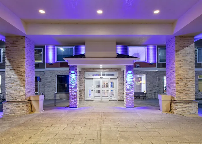 Holiday Inn Express Hotel & Suites Seaside Convention Center By Ihg