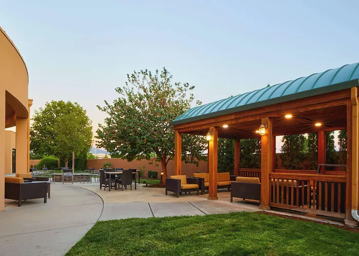Courtyard Medford Airport