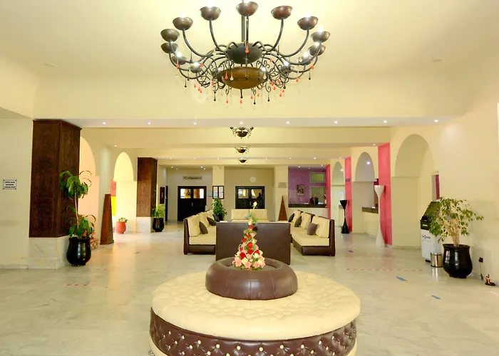 Oasis Hotel & Spa