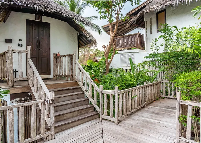 Aana Resort & Villas Koh Chang