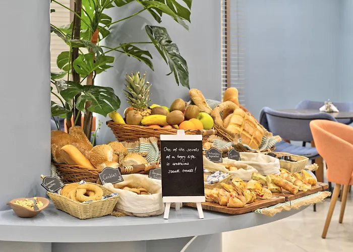 Phidias Piraeus Hotel
