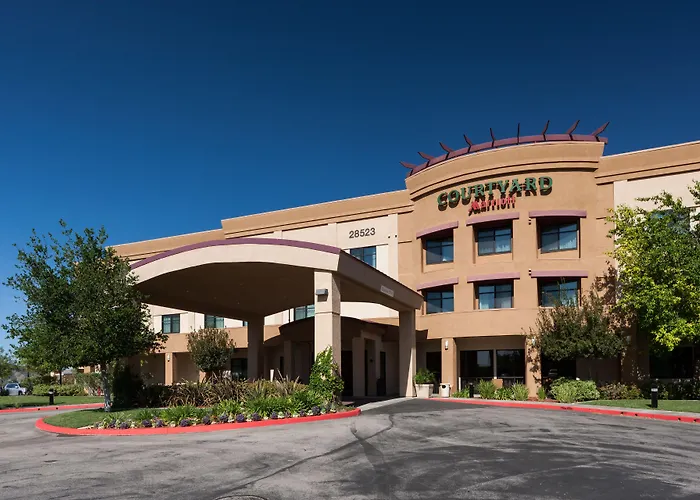 Courtyard By Marriott Santa Clarita Valencia