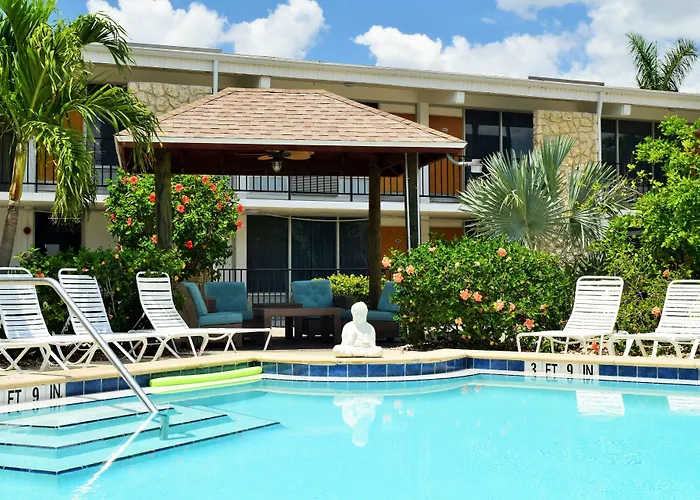Dolphin Key Resort - Cape Coral