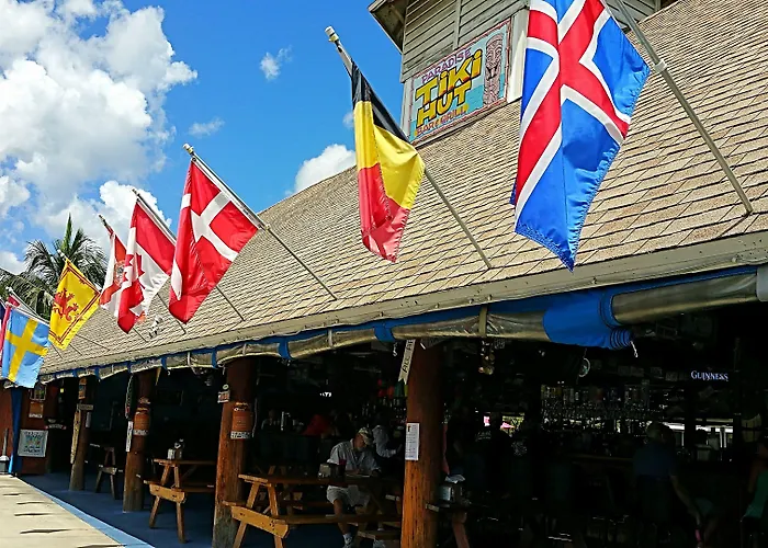 Dolphin Key Resort - Cape Coral