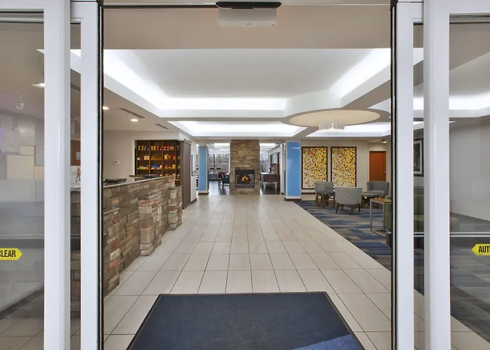 Holiday Inn Express Hotel & Suites Auburn Hills By Ihg