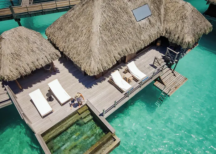 Four Seasons Resort Bora Bora