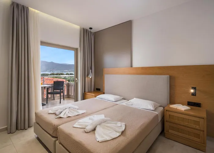 Petritos Rooms And Studios