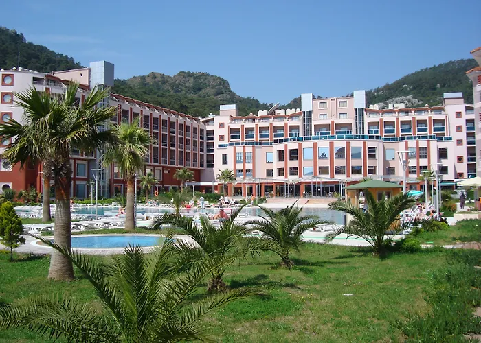 Green Nature Resort And Spa