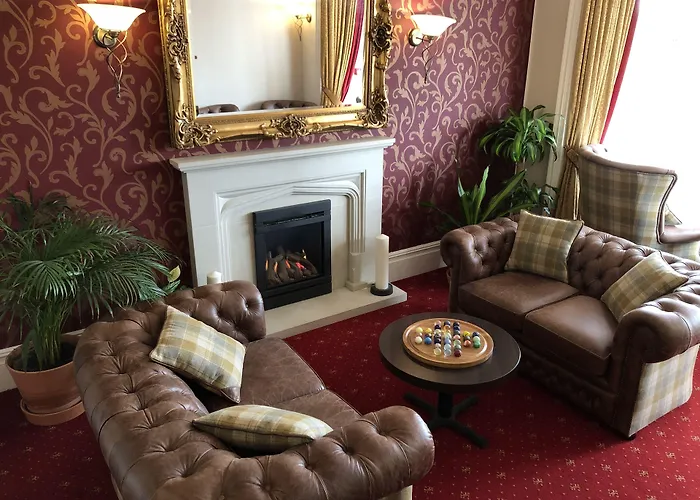Queenswood Hotel