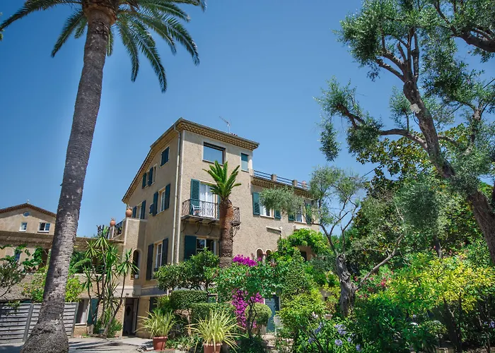 Hotel Mas Djoliba