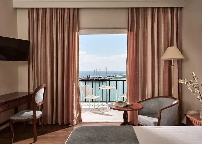 Strada Marina Hotel