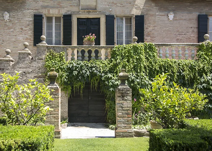 Villa Cattani Stuart XVII Secolo
