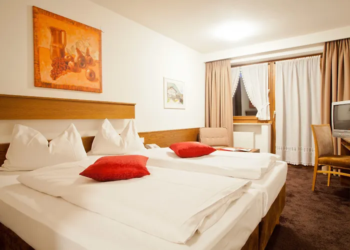 Hotel Gasthof Mitteregger -Best Place In Town With Summercard And Breakfast