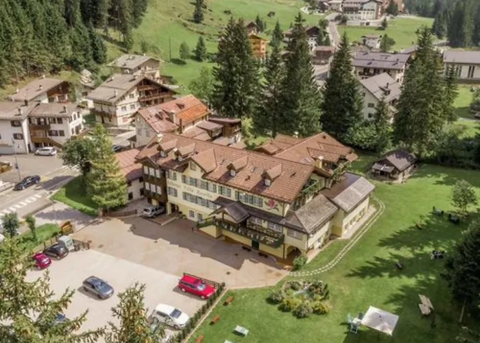Hotel Villa Rosella Park & Wellness