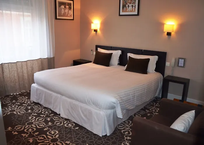 Ama Hotel