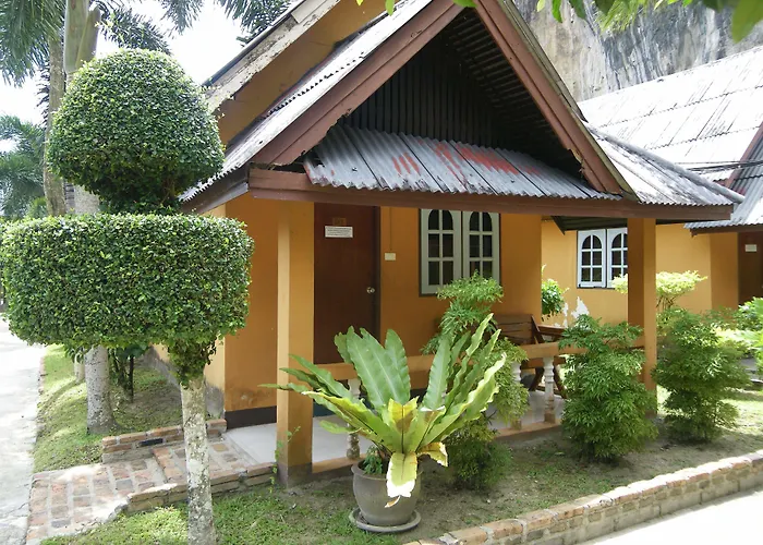Diamond Cave Resort